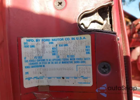 1987 Ford Ranger из США, поврежденный, VIN 1FTBR10A0HUB96006